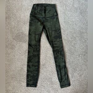 Lululemon Wunder Camo Under Leggings